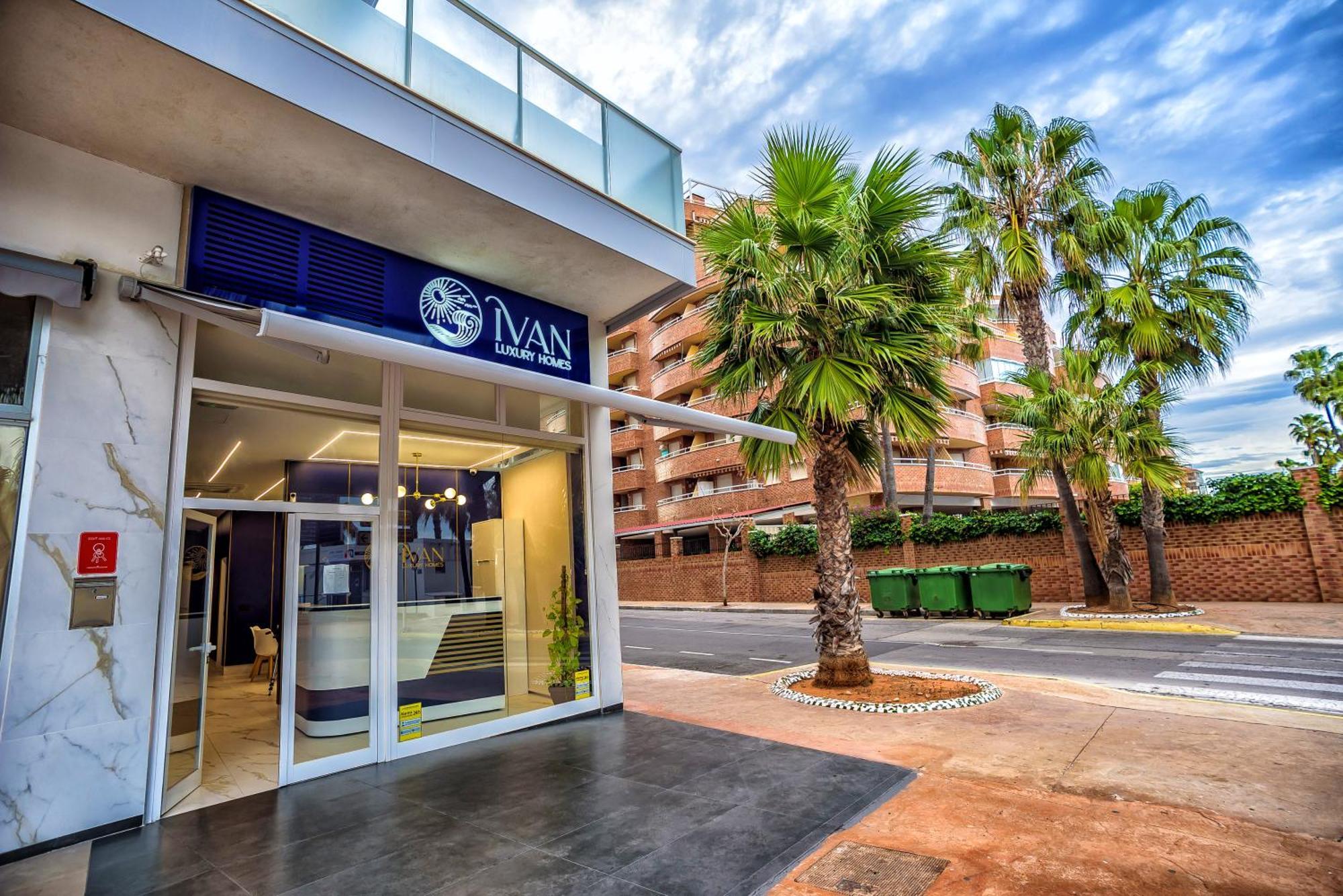 Casa Hugo Ivan Luxury Homes 8ª Norte 1ª Linea أوروبيسا ذيل مار المظهر الخارجي الصورة